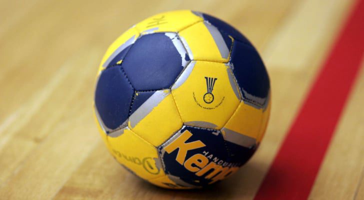 دوري ناشئات كرة اليد ينطلق الإثنين