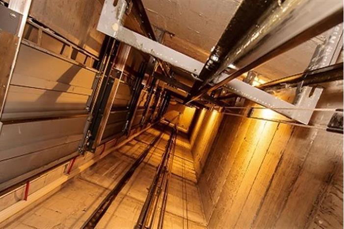 وفاة شخص بسقوط مصعد مطعم بعمان