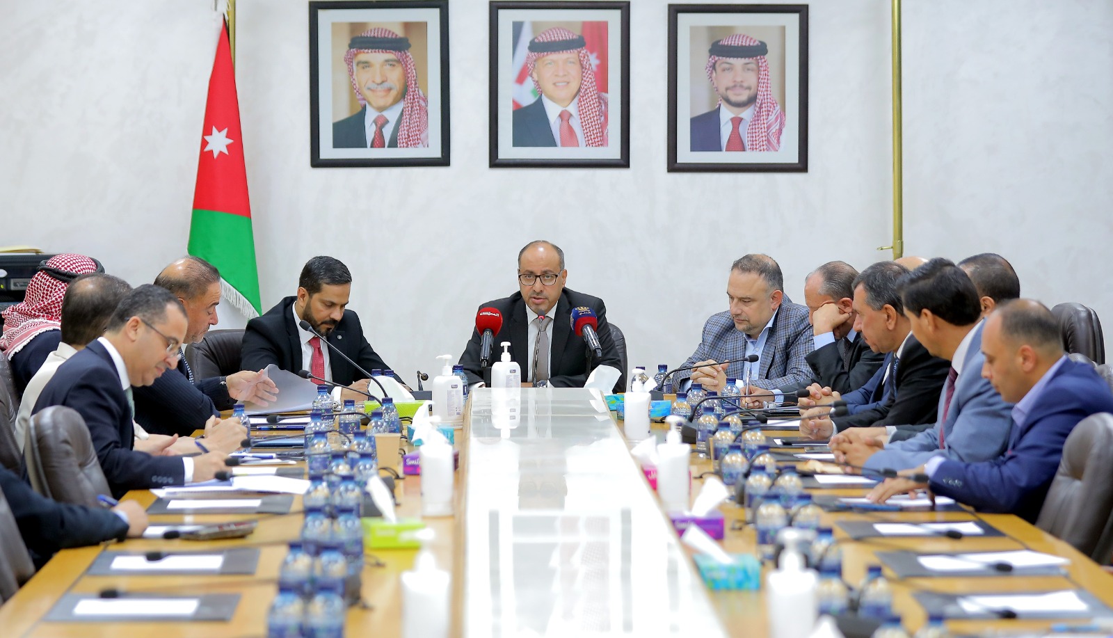 "المالية النيابية" تطلع على الأداء المالي في الربع الأول للسنة المالية 2023