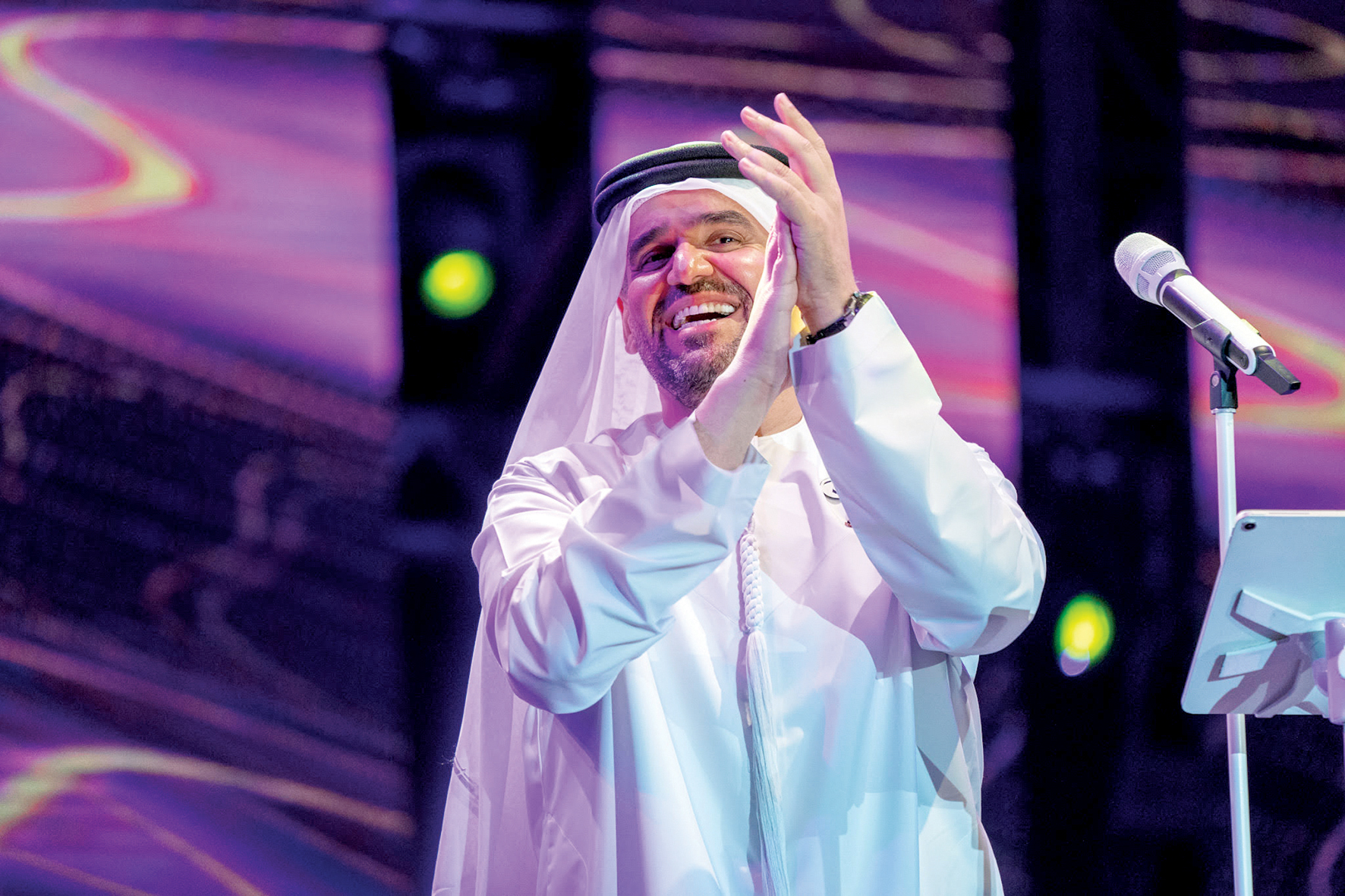 الفنان حسين الجسمي يشارك الأردن أفراحه ويغني "يا بيرقنا العالي"