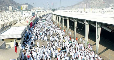 اليوم أول مناسك الحج.. ضيوف الرحمن يقضون يوم التروية بـ'منى'