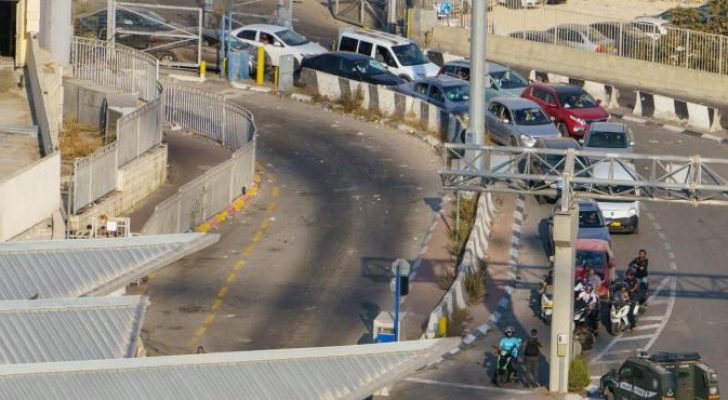 إصابة فلسطيني بجروح خطرة برصاص الاحتلال في القدس