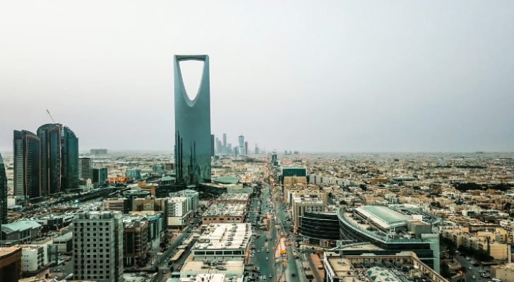 إعلام عبري: منع مسؤولين من كيان الاحتلال من دخول فعالية نظمتها السعودية في باريس