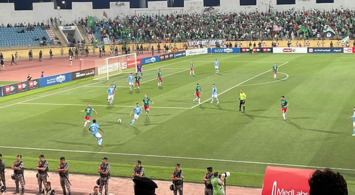 الفيصلي يتغلب على الوحدات وينتزع صدارة درع المئوية