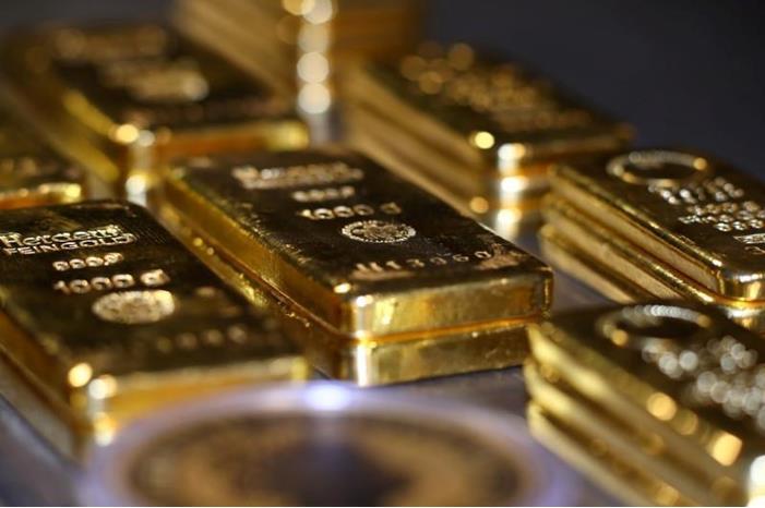 انخفاض عالمي بأسعار الذهب الآجلة