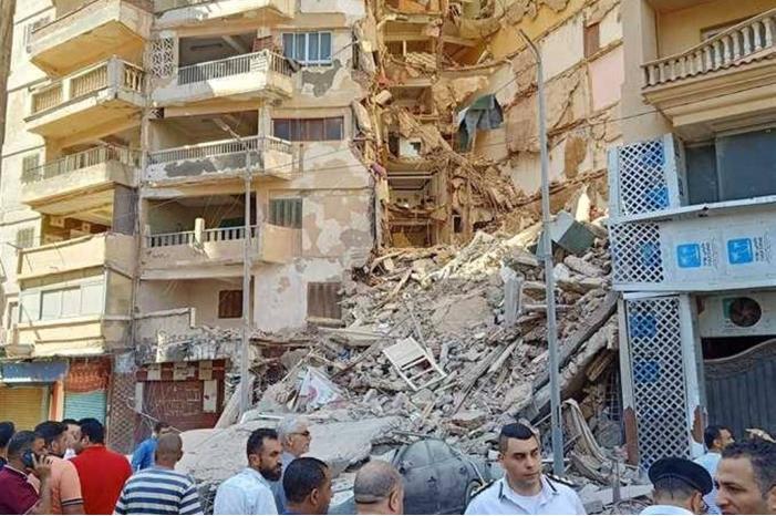 كشف تفاصيل هزة الـ5 دقائق لعقار الإسكندرية المنكوب