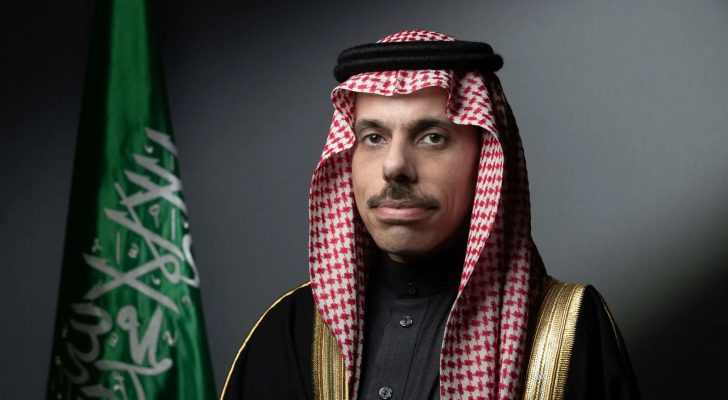 وزير الخارجية السعودي يزور إيران