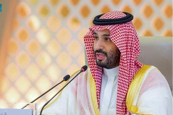 بن سلمان يتوجه إلى باريس في زيارة رسمية