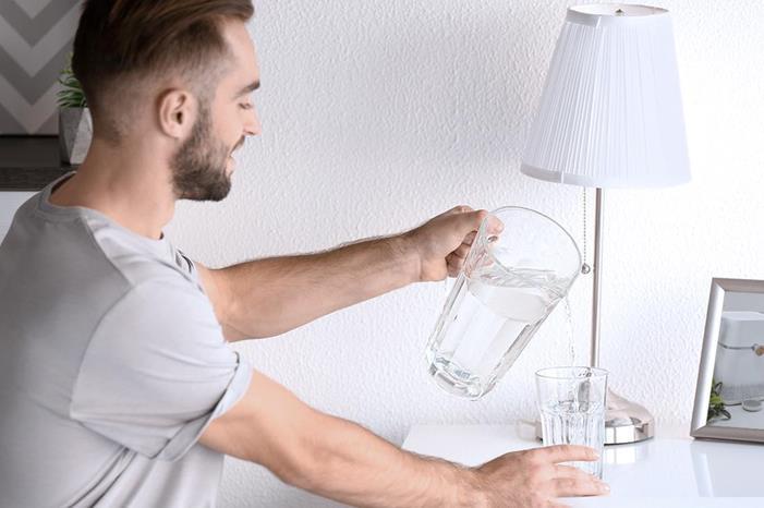 11 تأثيراً حتمياً لشرب الماء بعد الاستيقاظ من النوم