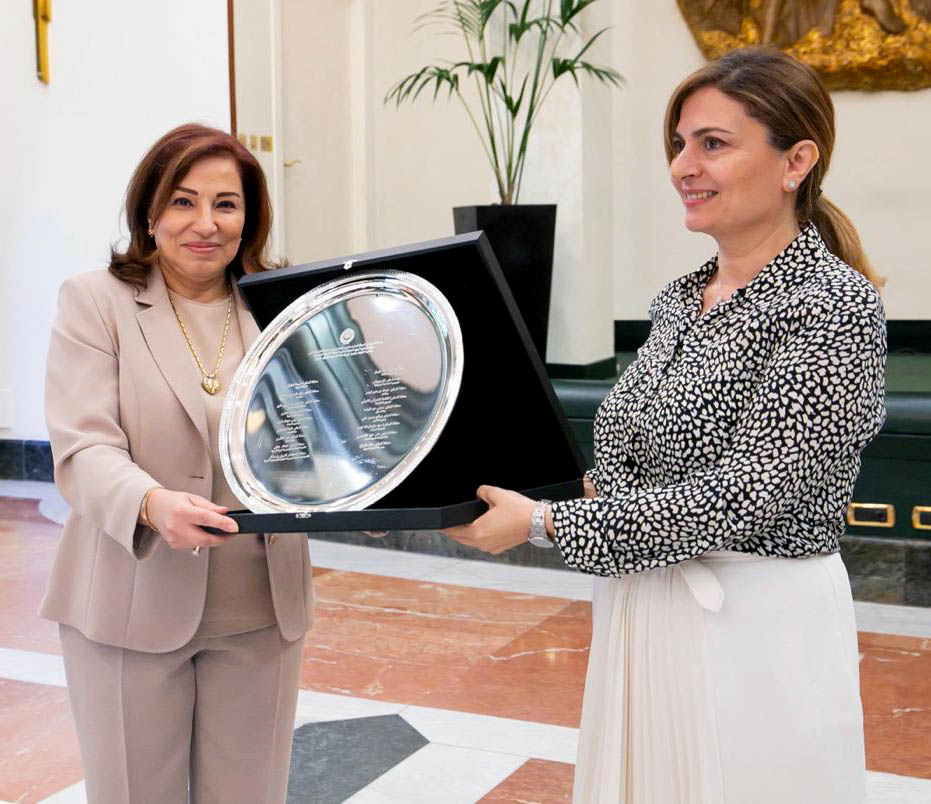 السفراء العرب يكرّم السفيرة الحوامدة بمناسبة انتهاء مهامها في إسبانيا