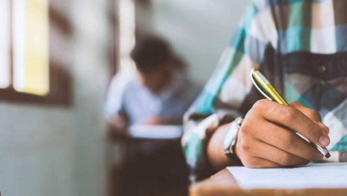 نحو 147 ألف طالب "توجيهي" يتقدمون اليوم لامتحان اللغة العربية