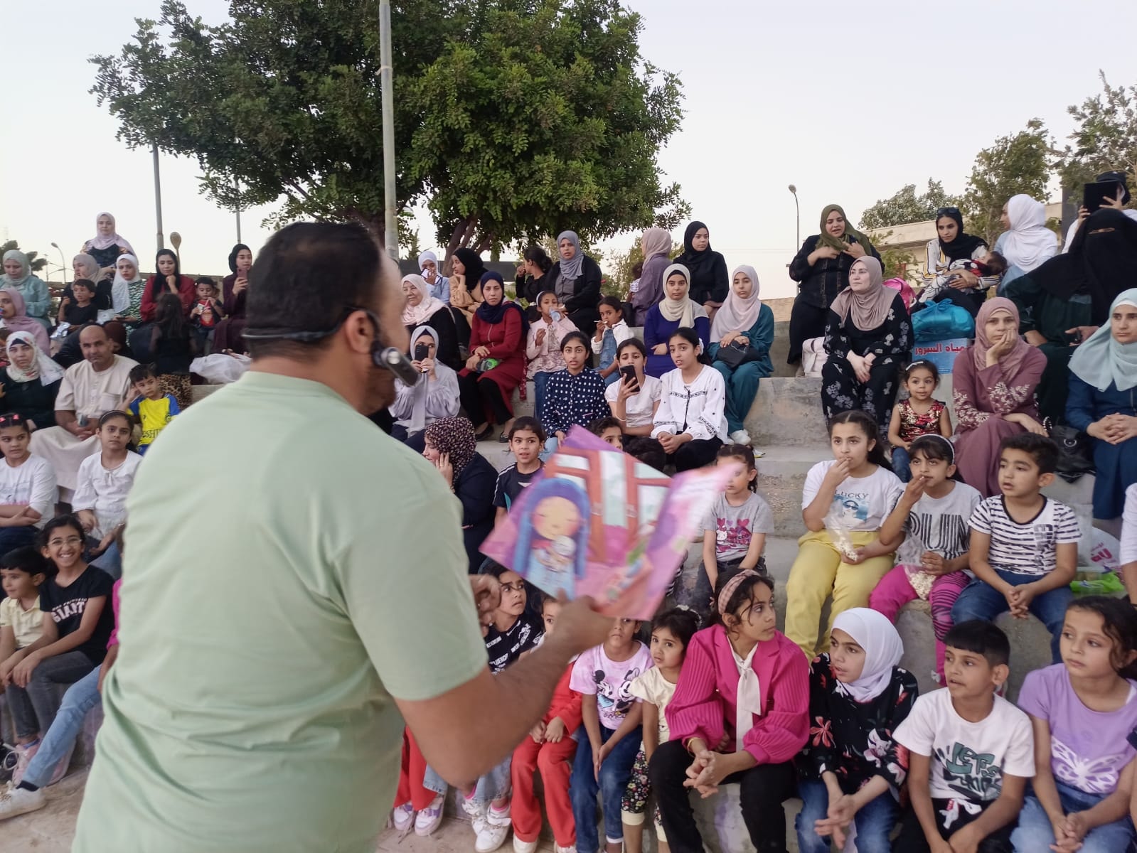 بالصور ... اختتام ليالي مادبا الثقافية في مركز زها الثقافي