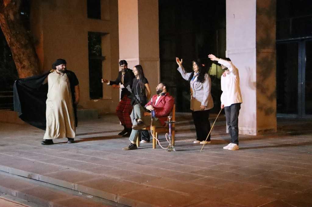 مهرجان مسرح الرحلة يواصل عروضه في يومه الرابع