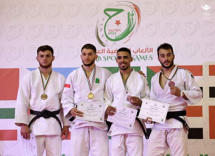 بلال منصور يُتوج بفضية الجودو والرفوع يُحرز البرونزية في دورة الألعاب العربية