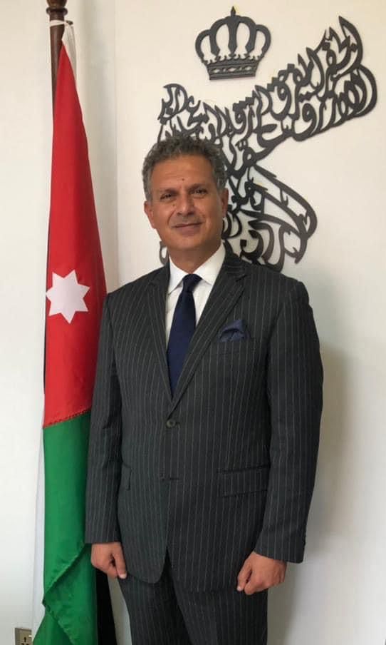 مباركة للدكتور معن خريسات تعيينه سفيراً لدى الباكستان