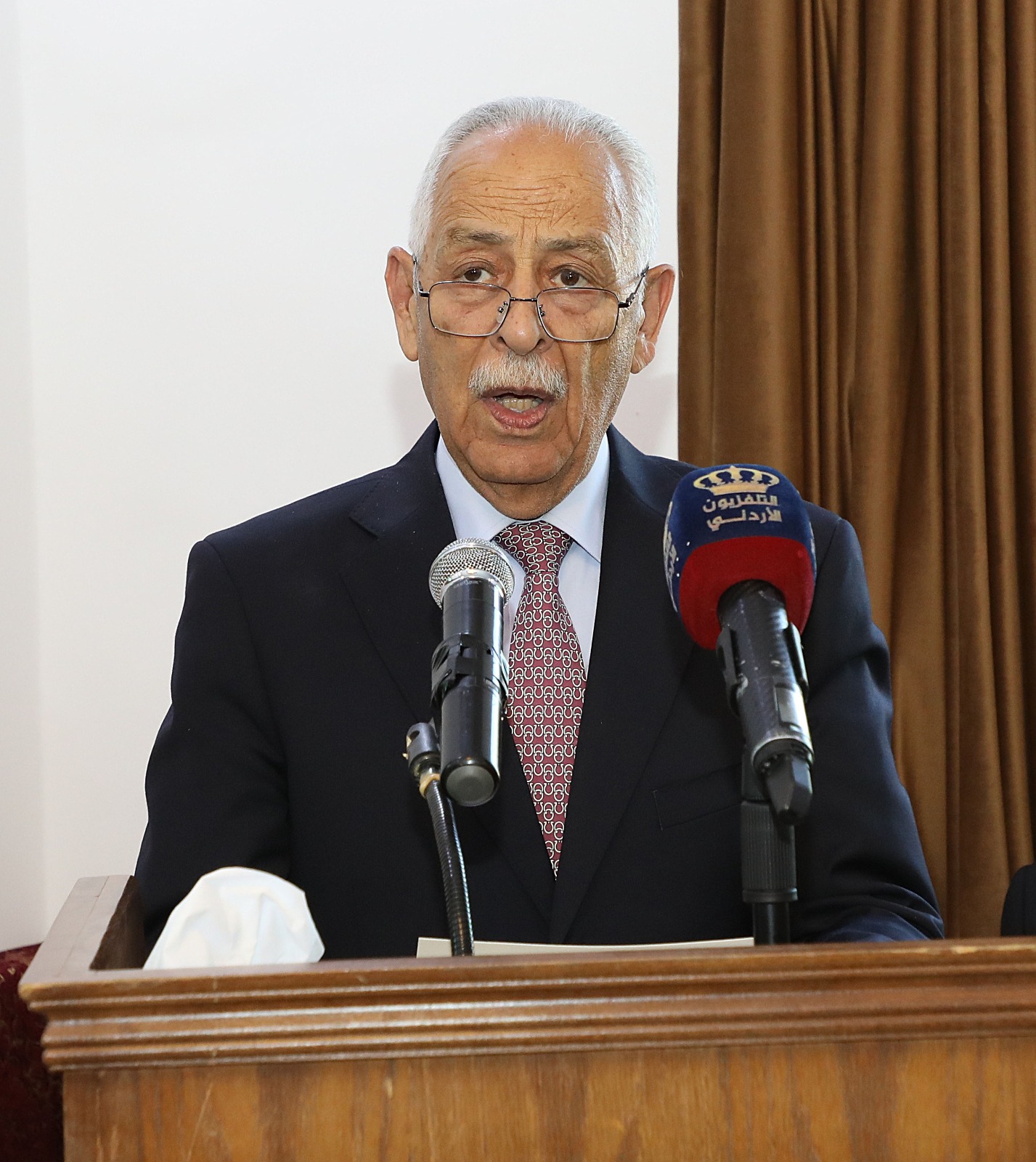 بالصور .. العيسوي يرعى احتفالا بمناسبة الأعياد الوطنية بلواء الوسطية بإربد