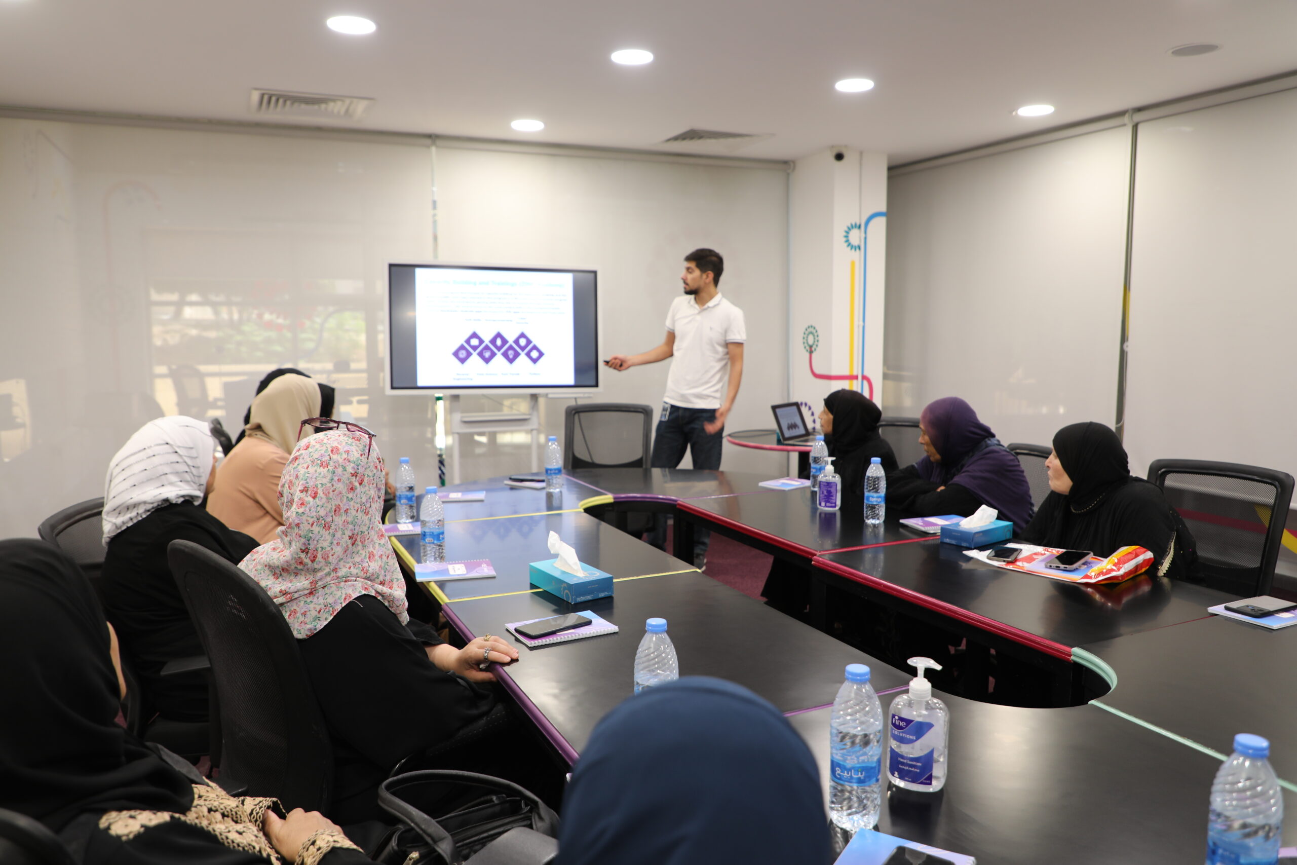 بالشراكة مع صندوق الأمم المتحدة للسكان (UNFPA)<br />زين تعقد ورشة (Me & My Mobile) الخامسة للسيدات