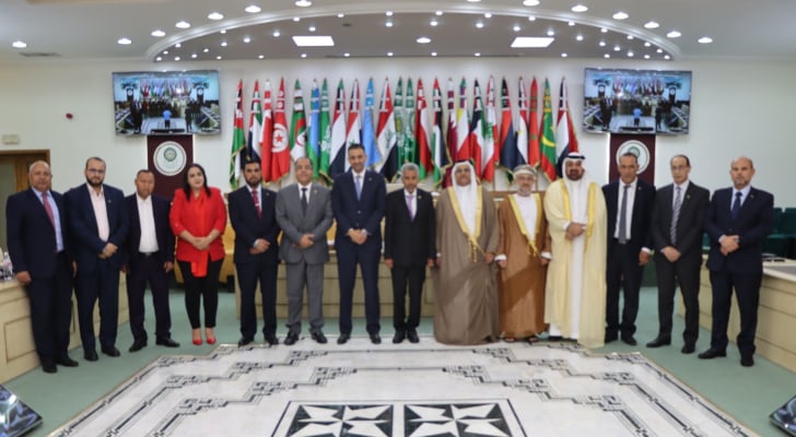 وفد نيابي أردني يلتقي أمين عام مجلس وزراء الداخلية العرب