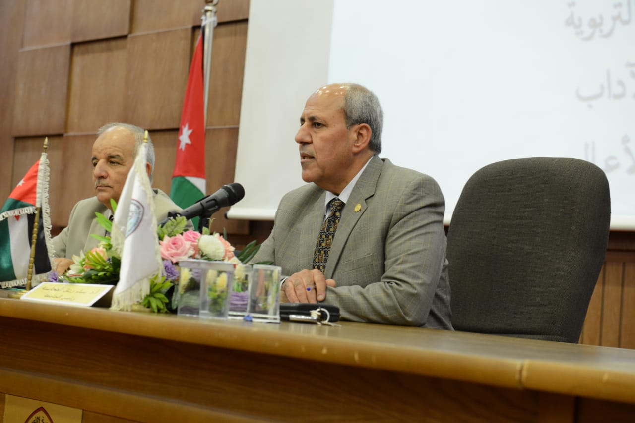 المحاسنة يلتقي أعضاء الهيئة الأكاديمية في الطفيلة التقنية