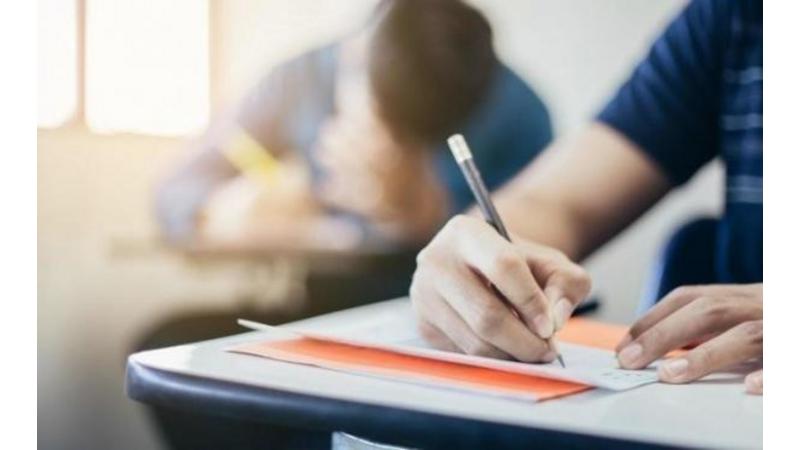 غدا الثلاثاء أول أيام تقديم امتحانات التوجيهي ٢٠٢٣