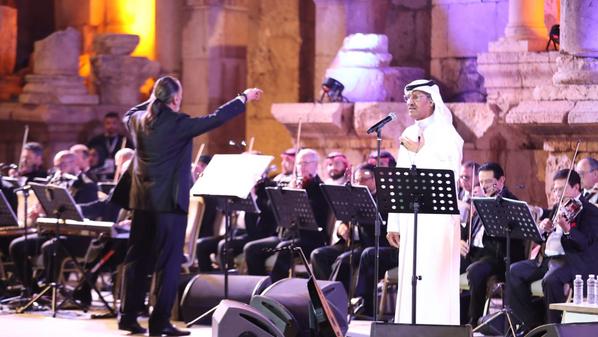 ليلة استثنائية للفنان السعودي خالد عبد الرحمن بمهرجان جرش ٣٧