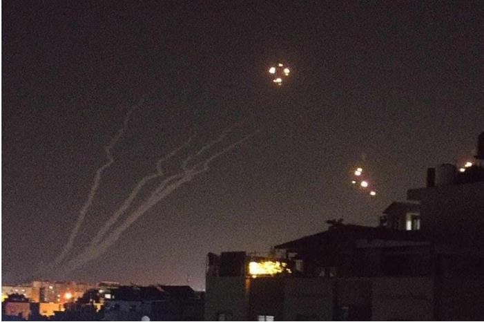 الاحتلال: إطلاق 5 صواريخ تجاه مستوطنات غلاف غزة