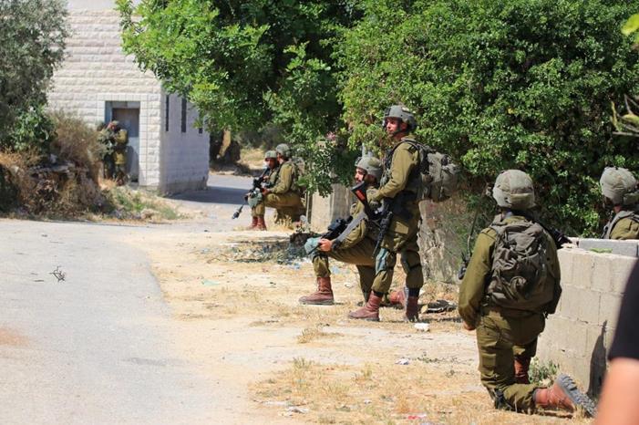 قوات الاحتلال تقتحم بلدة دير استيا شمال غرب سلفيت