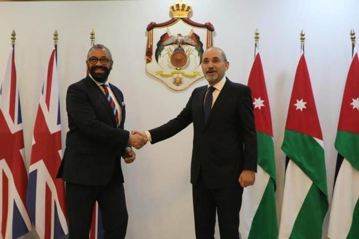 الصفدي: لن نستطيع الاستمرار بتقديم الخدمات الضرورية لتوفير العيش الكريم للاجئين