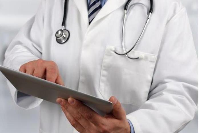 نقابة الاطباء تشطب عضوية نحو (15) الف طبيب