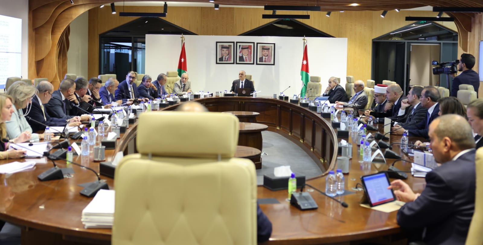 مجلس الوزراء يوافق على الأسباب الموجبة لمشروع نظام معدل لنظام رخص البث وإعادة البث الإذاعي والتلفزيوني