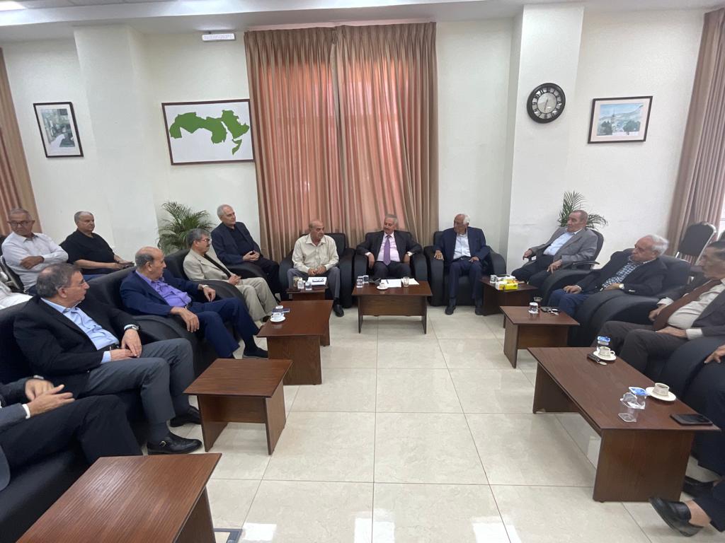 ندوةحول كتاب"رحلتي مع الصحافة" بالأردنية للعلوم والثقافة