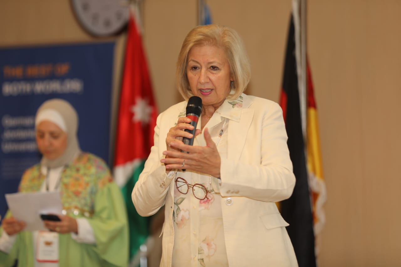 تخريج المشاركين بالمخيم العلمي السابع للابتكار بالجامعة الألمانية