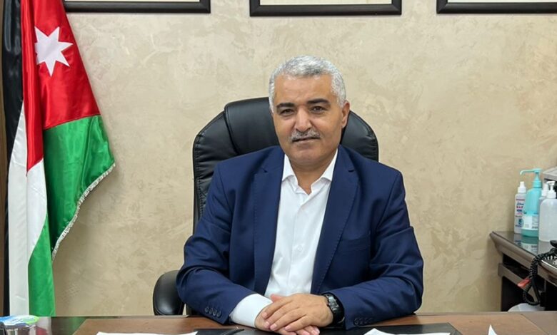 محافظ العقبة يدعو شركتي المياه والكهرباء لرفع جاهزيتها