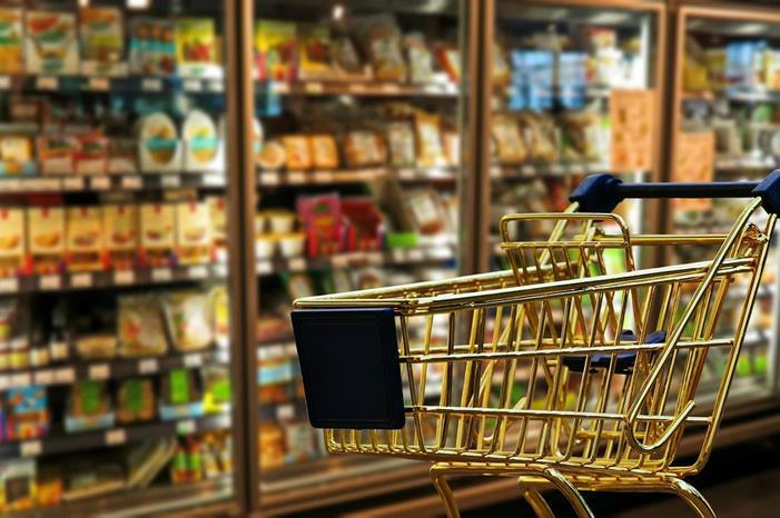 الحنيطي يؤكد على توفير السلع الأساسية في المؤسسة الاستهلاكية وبأسعار مناسبة
