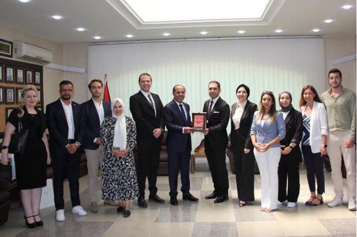بحث آليات تعزيز التعاون بين الجامعات الأردنية والتركية