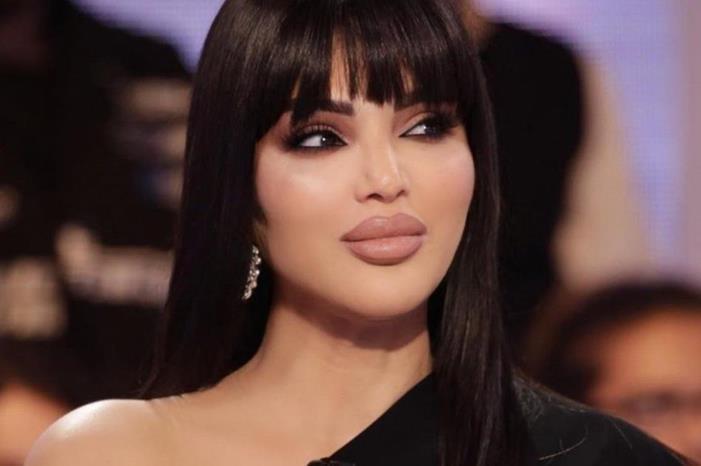 أول ظهور للفنانة دينا حايك بعد تعافيها من السرطان
