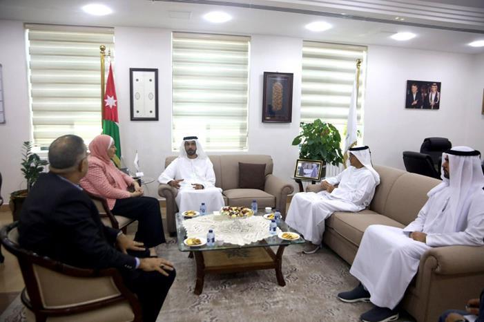 بني مصطفى تبحث التعاون في مجال الحماية الاجتماعية مع السفير الإماراتي