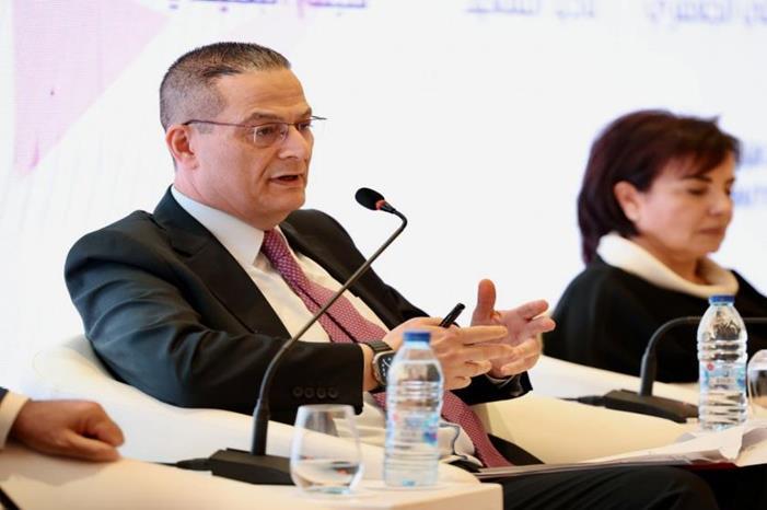 شركس يتوقع إنخفاض أسعار الفائدة عالميا في الربع الثاني من العام المقبل