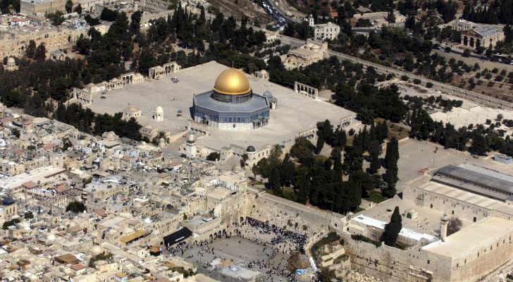 صورة فريدة من الجو للقدس.. فيديو