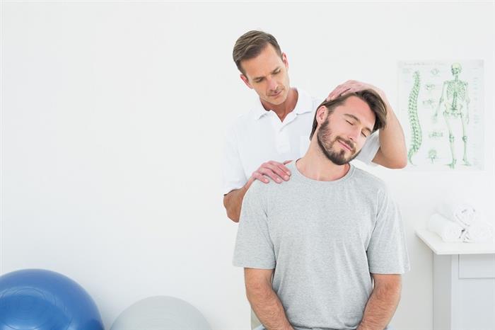 كيف تتعايش مع ألم غضروف الرقبة؟