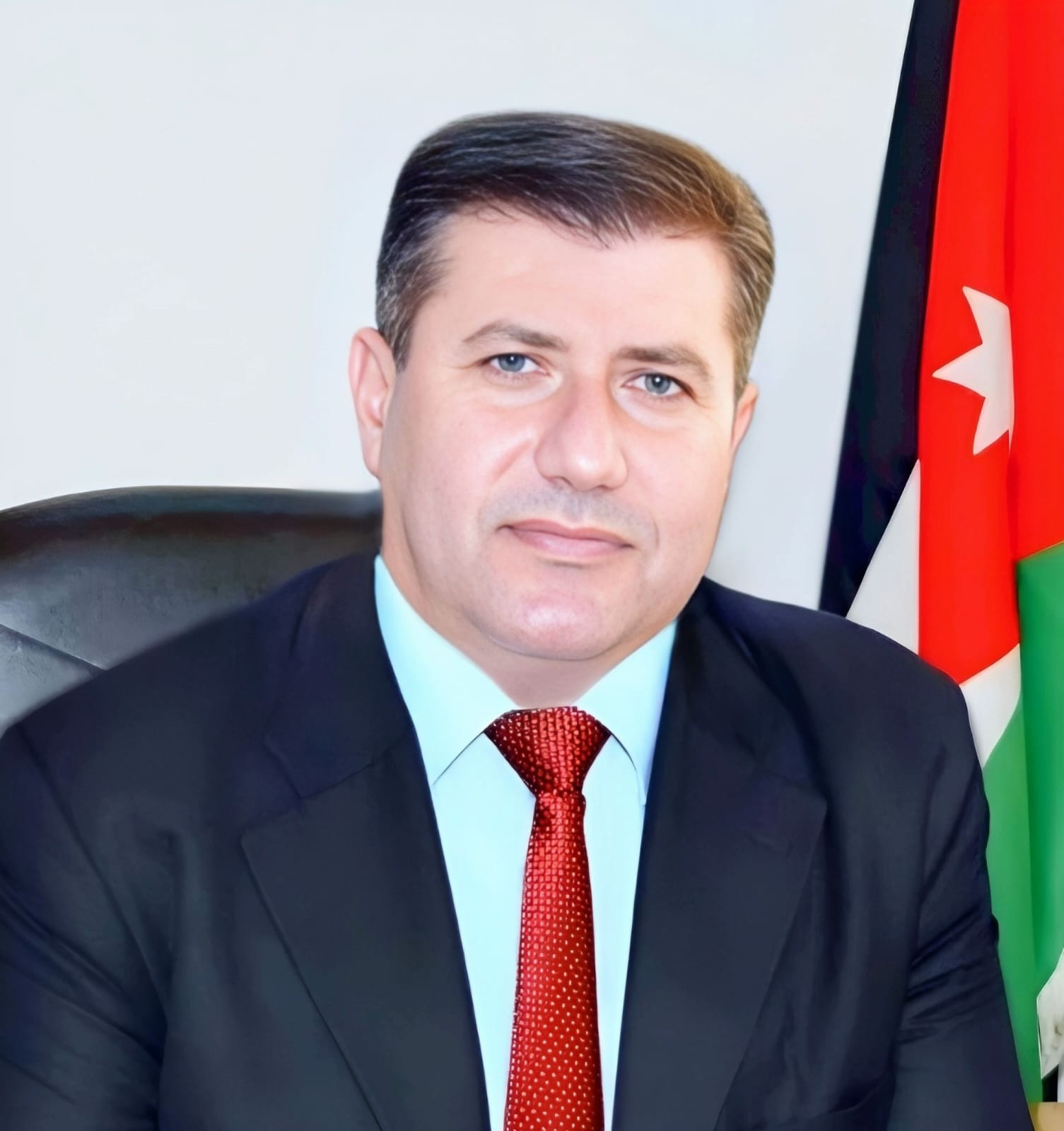 الأهل يهنئون الدكتور زياد الدويري منصبه الجديد