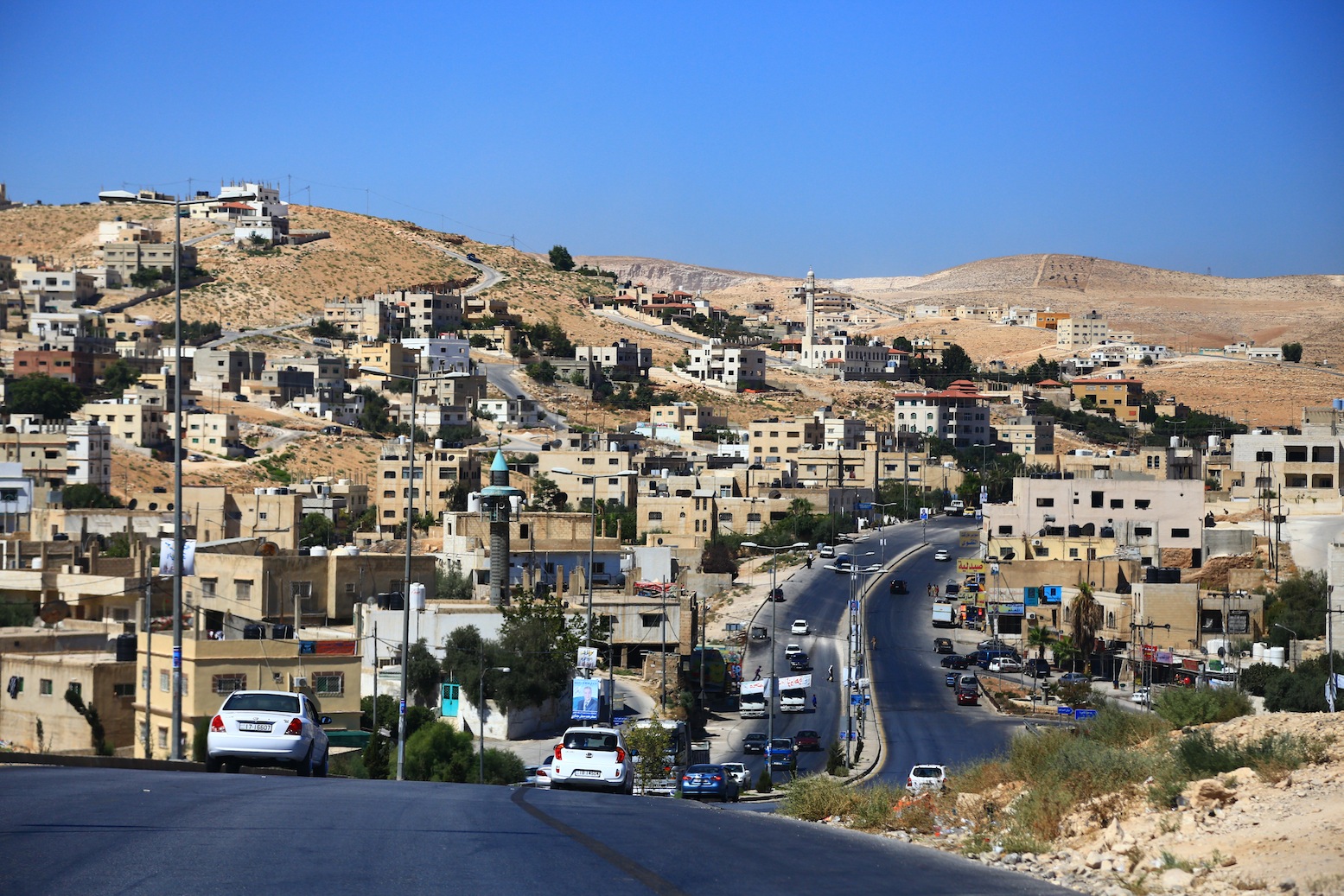 توجه لبناء 22 مدرسة جديدة في الزرقاء خلال عامين