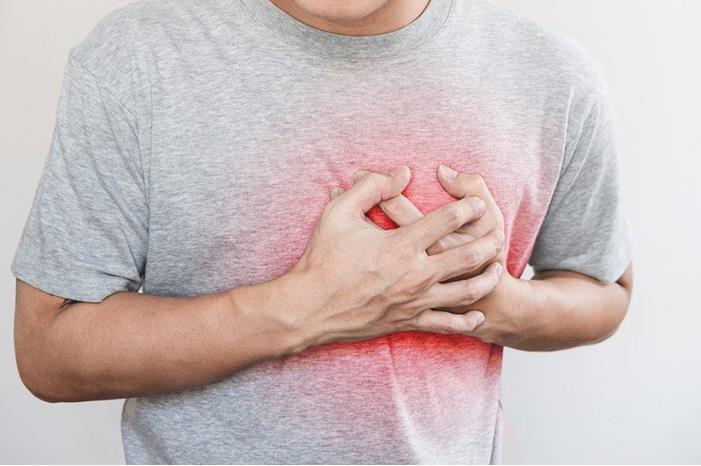 أعراض أمراض القلب .. 5 علامات تظهر على الجلد