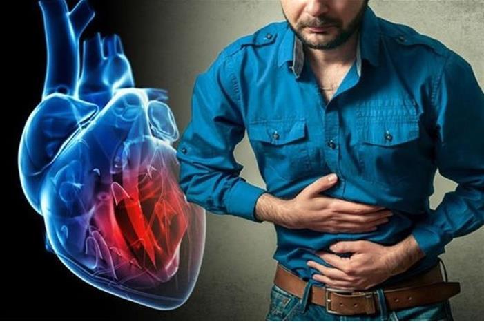 أعراض النوبة القلبية- 4 علامات تصدر من المعدة