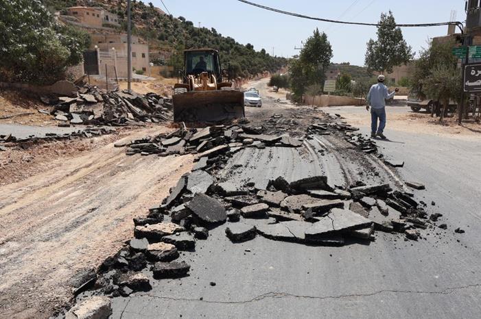 إعادة إنشاء طريق عنجرة - راجب بتكلفة 256 ألف دينار
