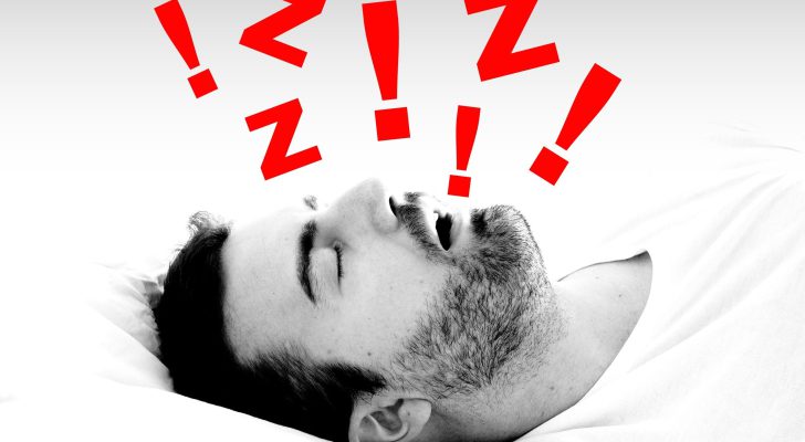 السكتة الدماغية والخرف.. طبيب يكشف مخاطر الشخير الجمّة