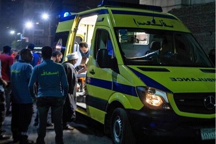 انهيار عقار في القاهرة والبحث عن ضحايا تحت الأنقاض
