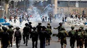إصابة 5 فلسطينيين في نابلس واقتحام مدرسة بالقدس
