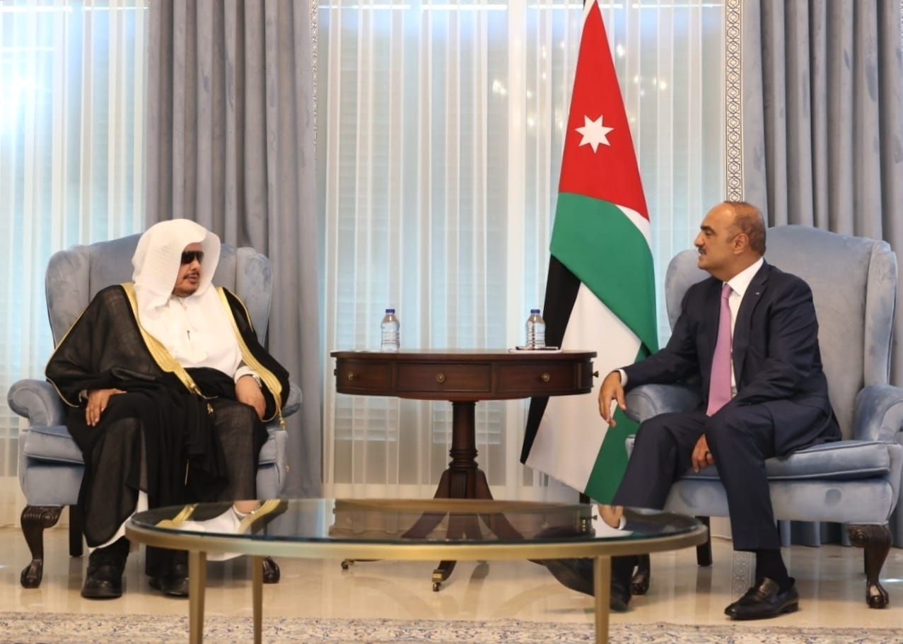 رئيس الوزراء يستقبل رئيس مجلس الشورى السعودي