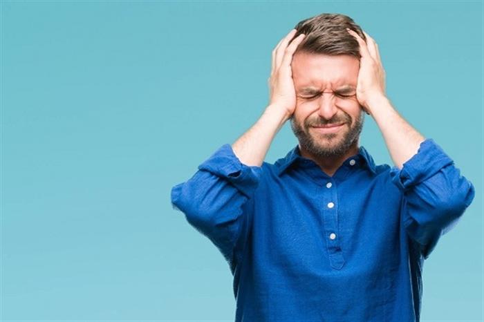 للتخلص من الصداع- تجنب تناول هذه الأطعمة